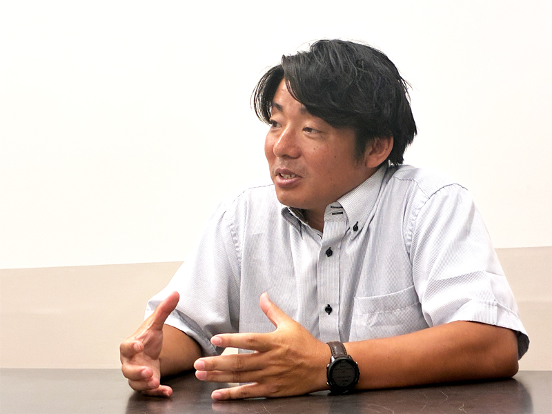生物部顧問　山中 康彰 先生