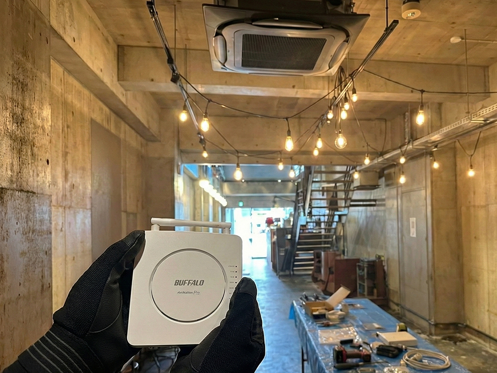 Wi-Fiアクセスポイントを取り付ける