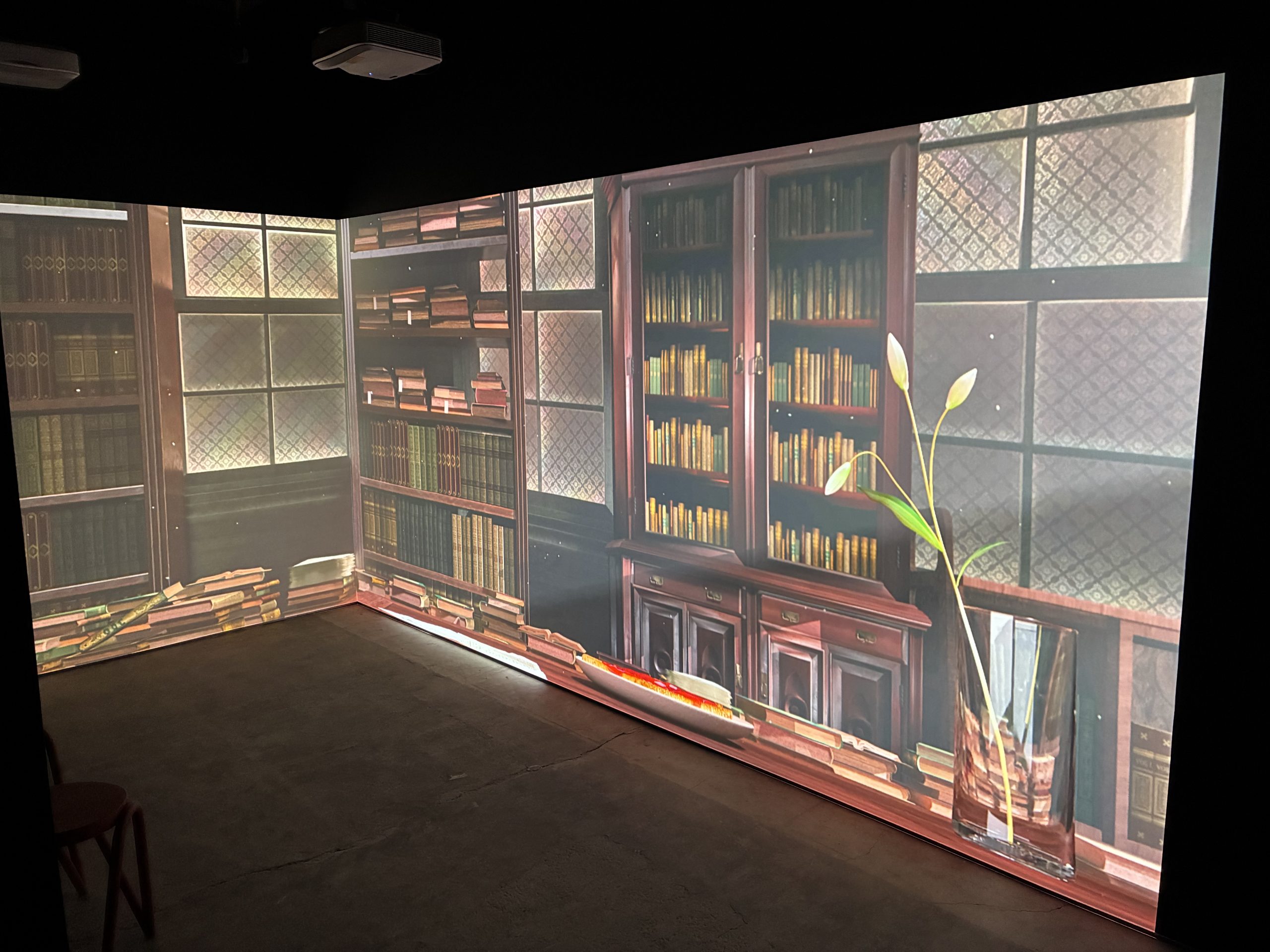 書斎をイメージしたプロジェクションマッピング